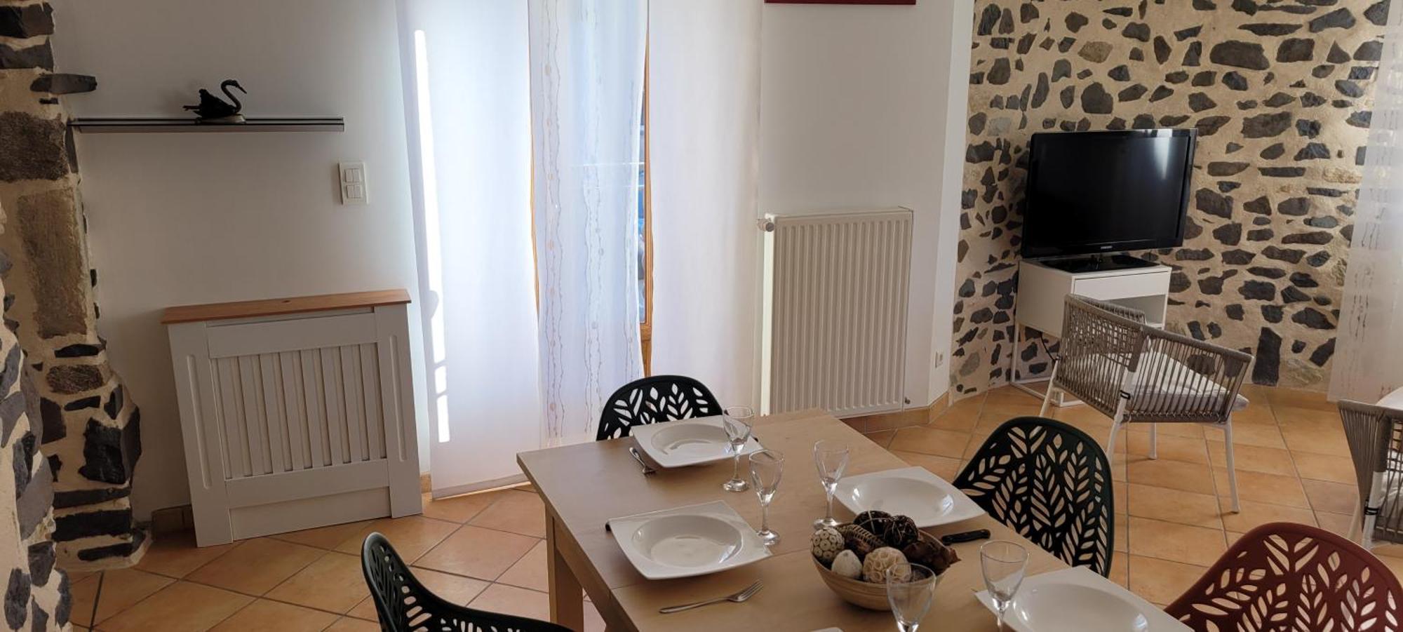 Les Maisons Bareyre - Grandes Maisons Avec Terrasse Saint-Sandoux Luaran gambar