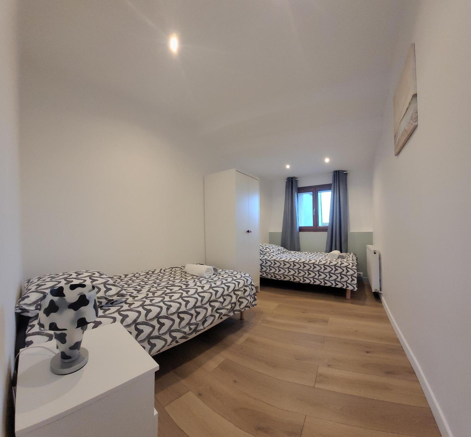 Les Maisons Bareyre - Grandes Maisons Avec Terrasse Saint-Sandoux Luaran gambar